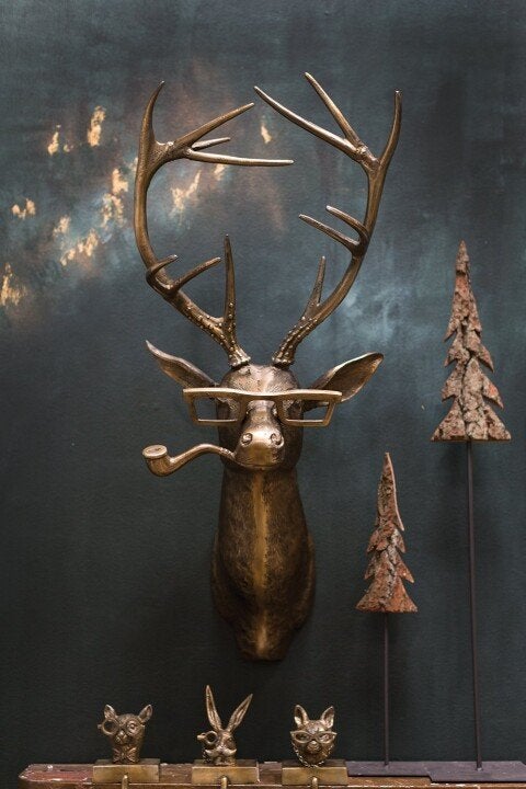 Rustic Deer Wall Mount Decor for Cozy Cabin Style