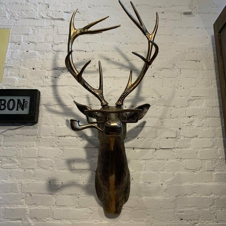 Rustic Deer Wall Mount Decor for Cozy Cabin Style